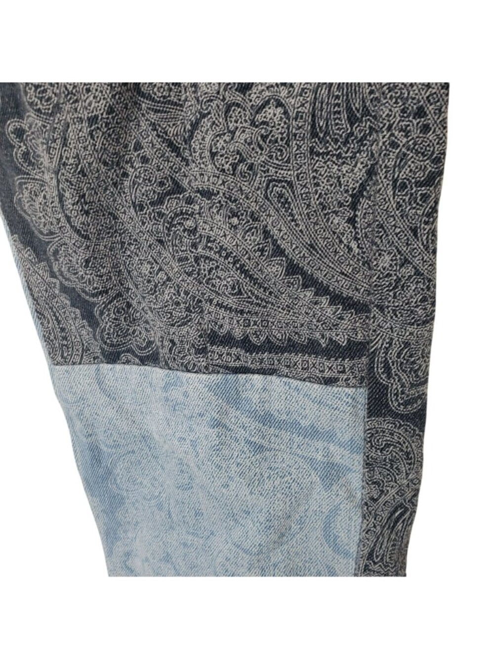 Urban Outfitters BDG Blue Paisley Patchwork Bandana Print Mom Jeans Retro Vtg - Picture 8 of 11
